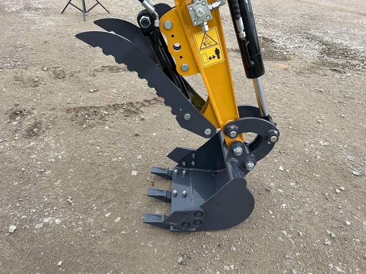 2025-sdlanch-sdle20-mini-excavator-image-13