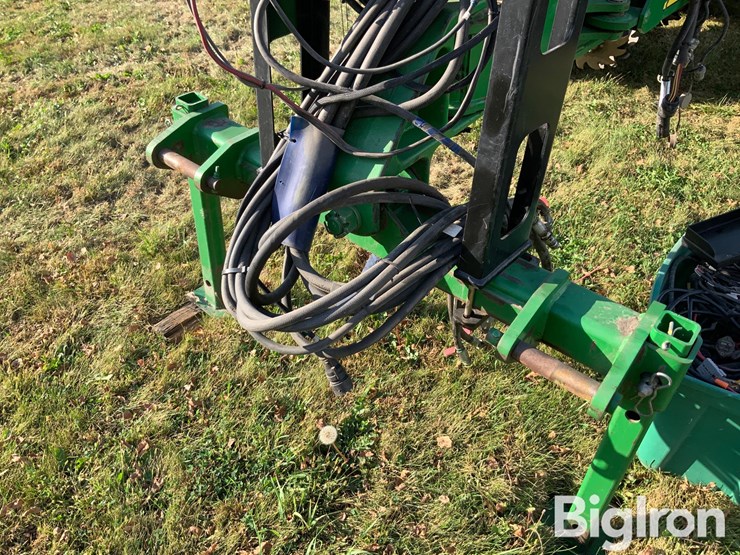 2010-john-deere-1770-image-9