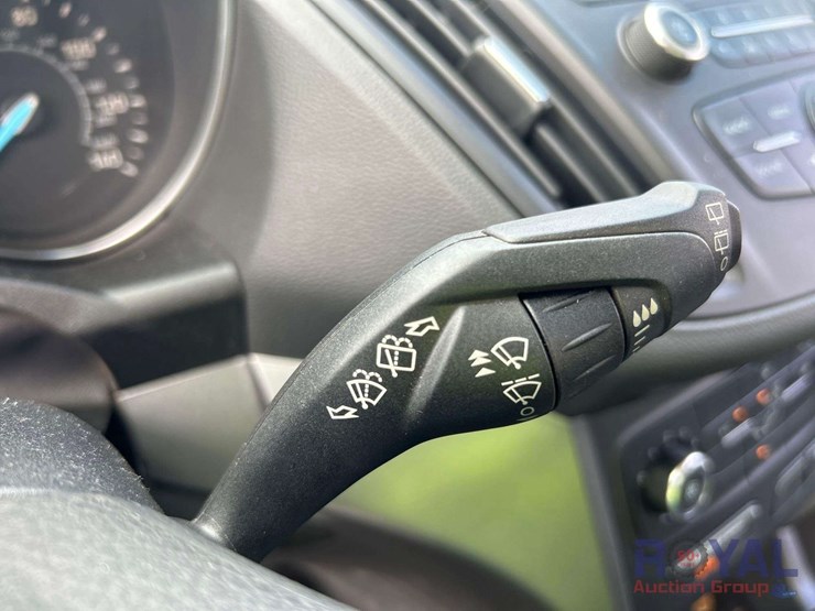 2019-ford-escape-image-16