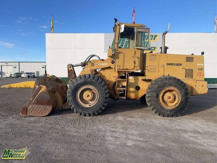 1979-dresser-530b-wheel-loader-image-2