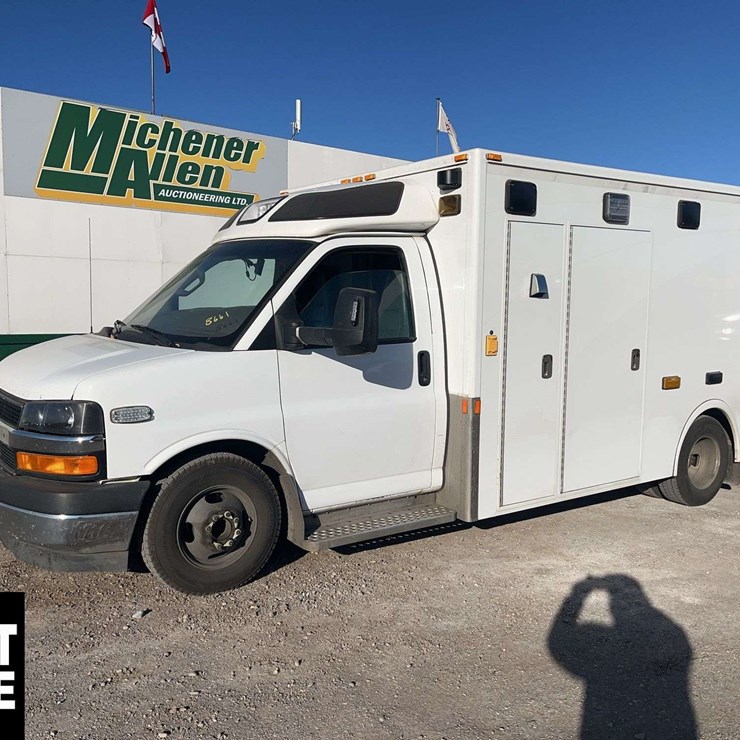 2017 Chevrolet Express S/A Ambulance