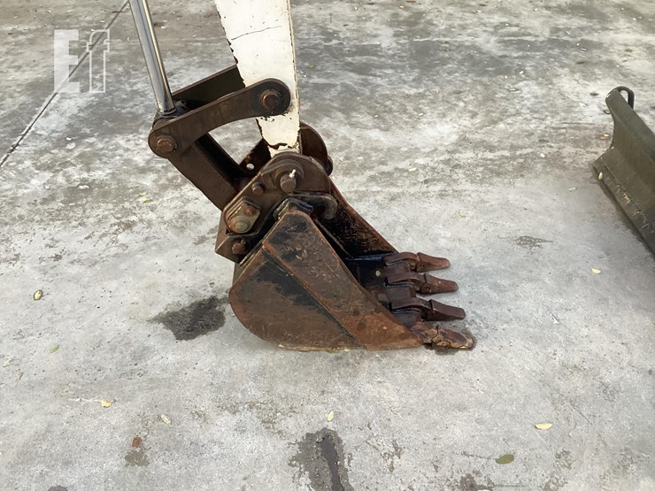 2006-bobcat-435-image-10