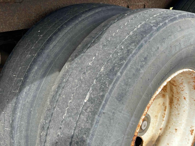 1999-timpte-hopper-bottom-image-18