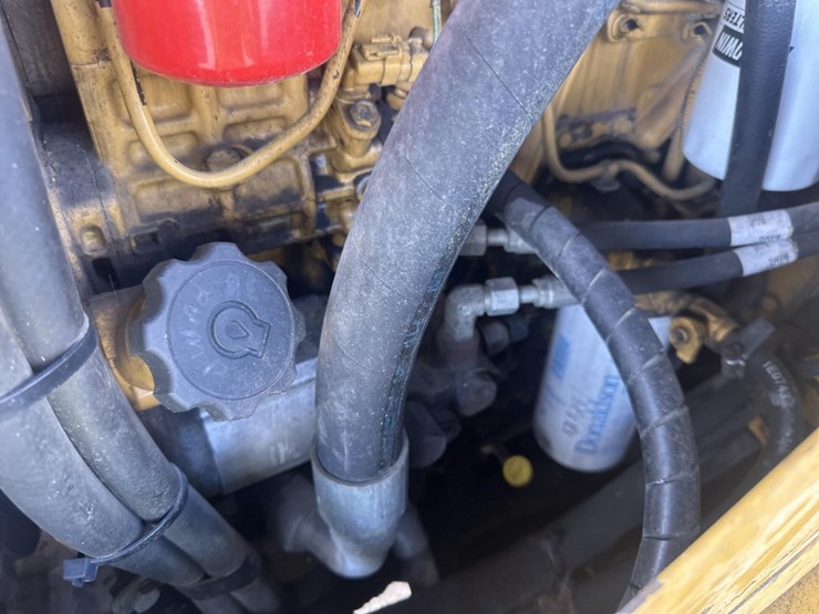 2012-caterpillar-930h-image-50