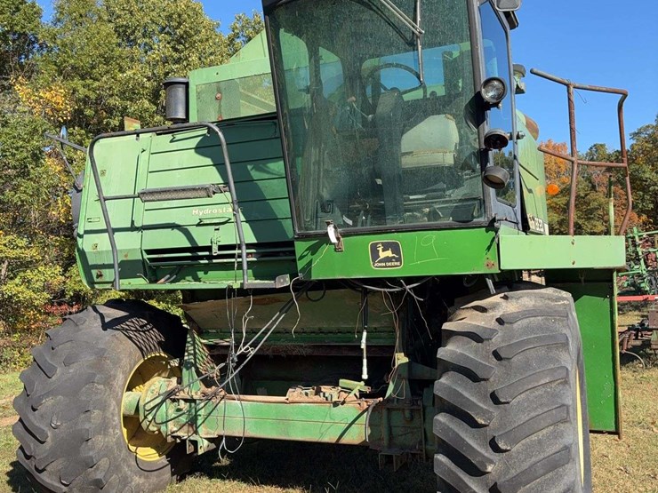 john-deere-8820-image-2