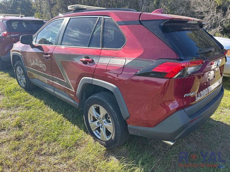 2023-toyota-rav4-image-4