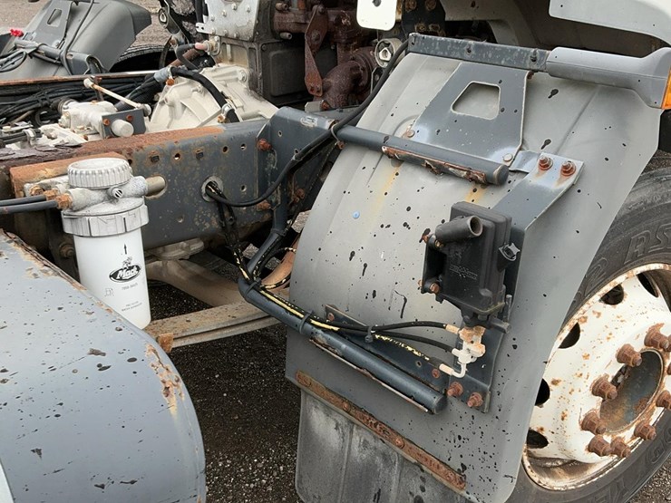 #2001-•-2011-mack-midlum-truck-chassis-image-41