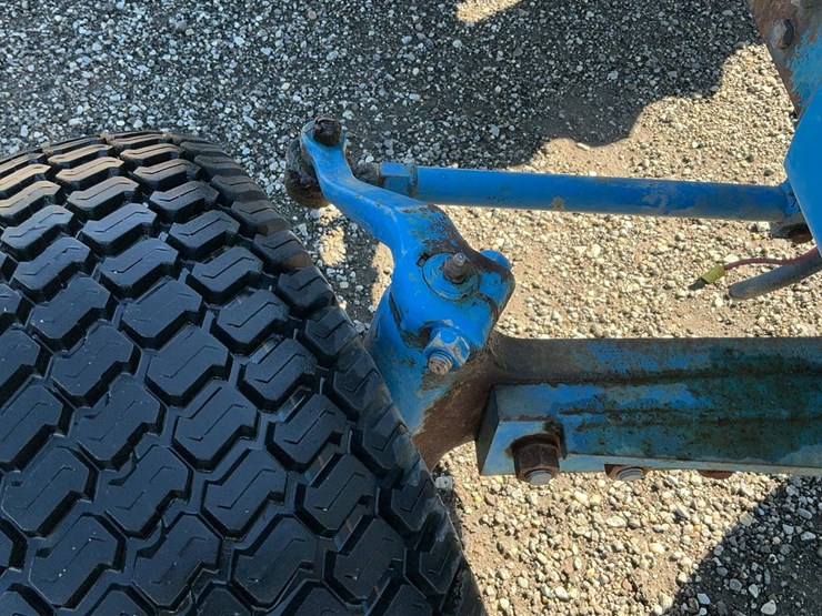 1983-ford-1510-image-28