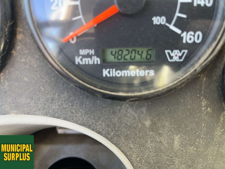 2015-western-star-4700-image-20