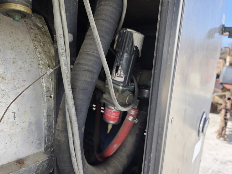 #5022-•-dryair-chm-2200-0300-air-dryer-image-17