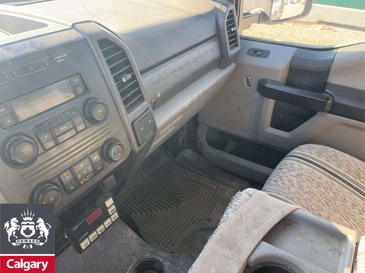 2017-ford-f350-image-13