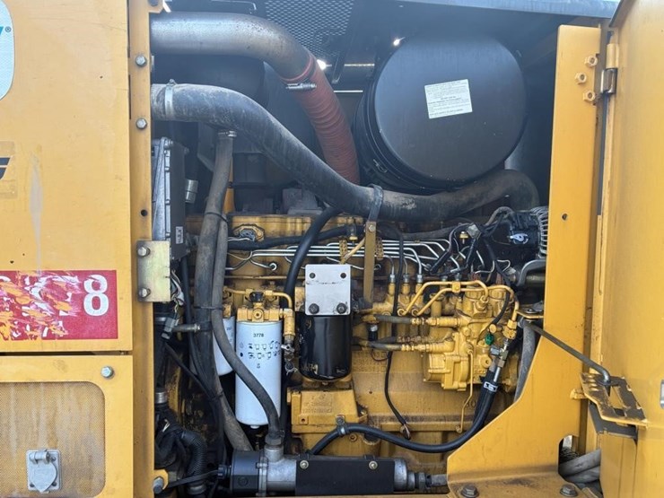 2008-deere-772d-image-18