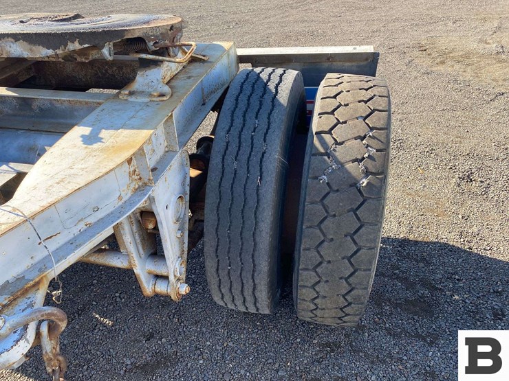 semi-trailer-dolly-image-9