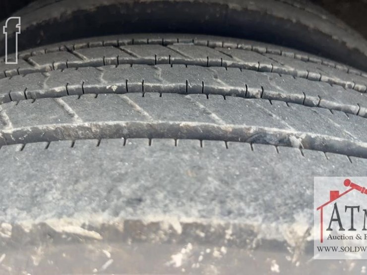 2000-gmc-c6500-bucket-truck-image-14