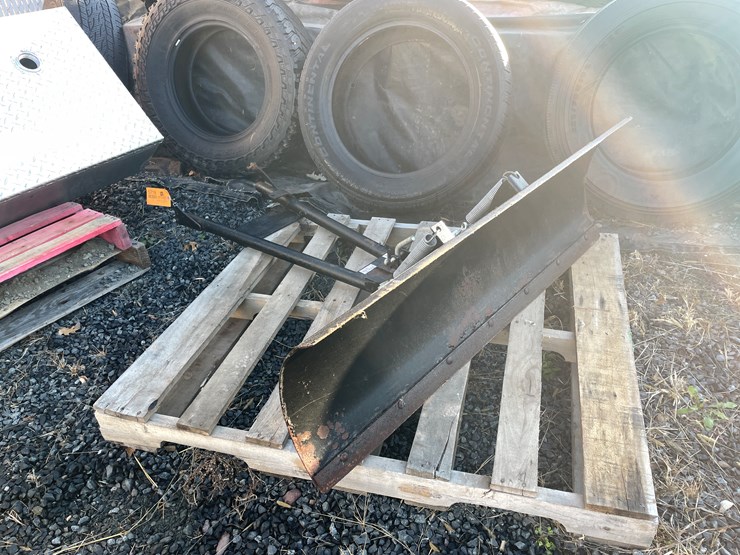 #5718-•-cycle-country-48"-atv-plow-image-3