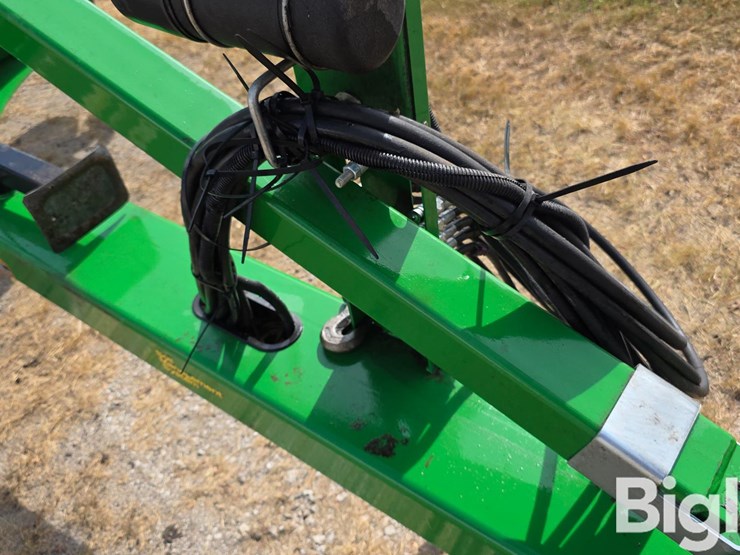 2018-john-deere-2730-image-10