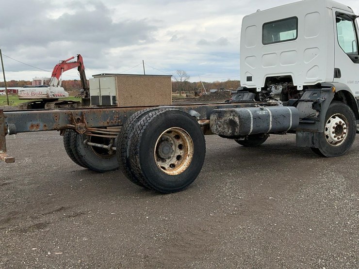 #2001-•-2011-mack-midlum-truck-chassis-image-5