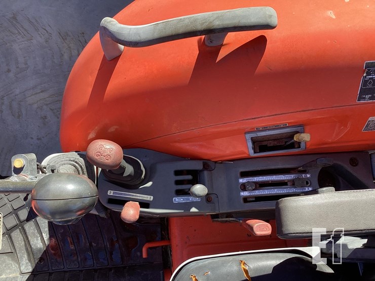 2007-kubota-m6040dt-image-15