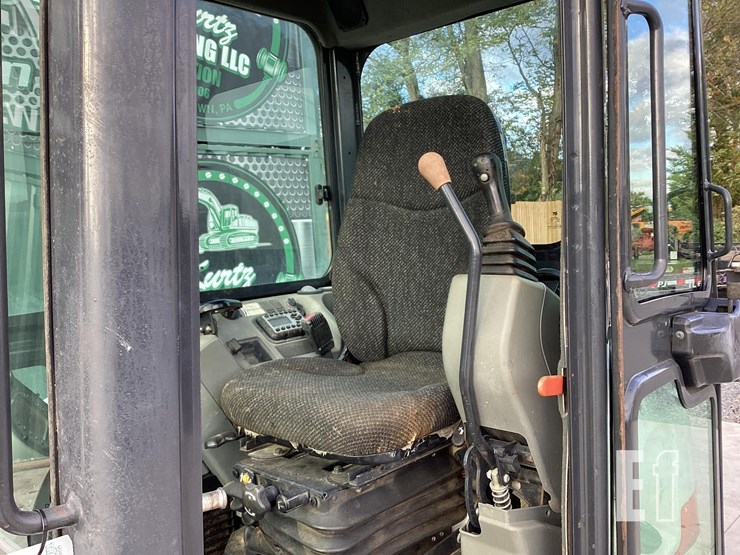 2019-bobcat-e55-image-15