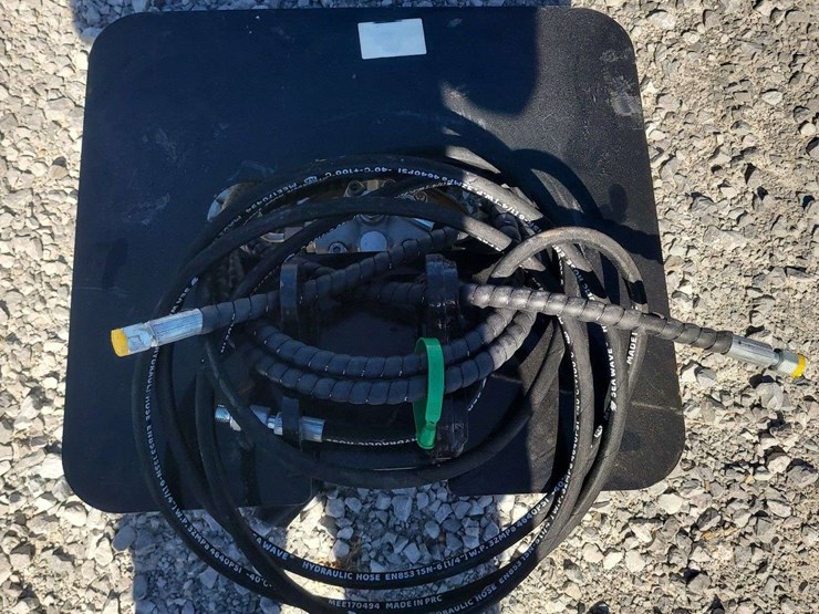 mini-excavator-hedge-cutter-image-2