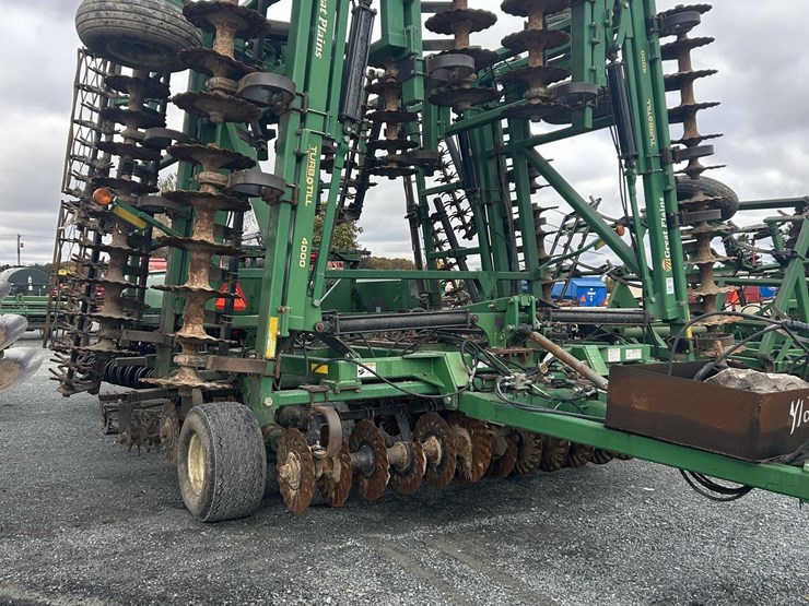 2014-great-plains-4000tt-image-3