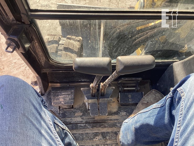 2018-yanmar-vio55-6a-image-16