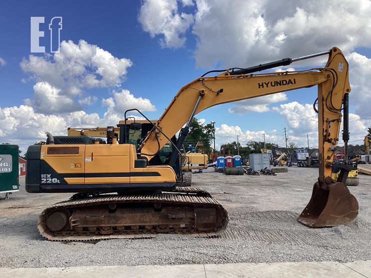 2021-hyundai-hx220l-image-7