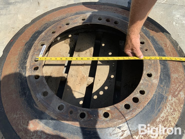 challenger-65-tire/wheel-assembly-image-15