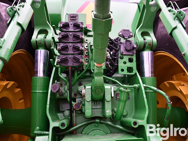 2009-john-deere-8130-image-10