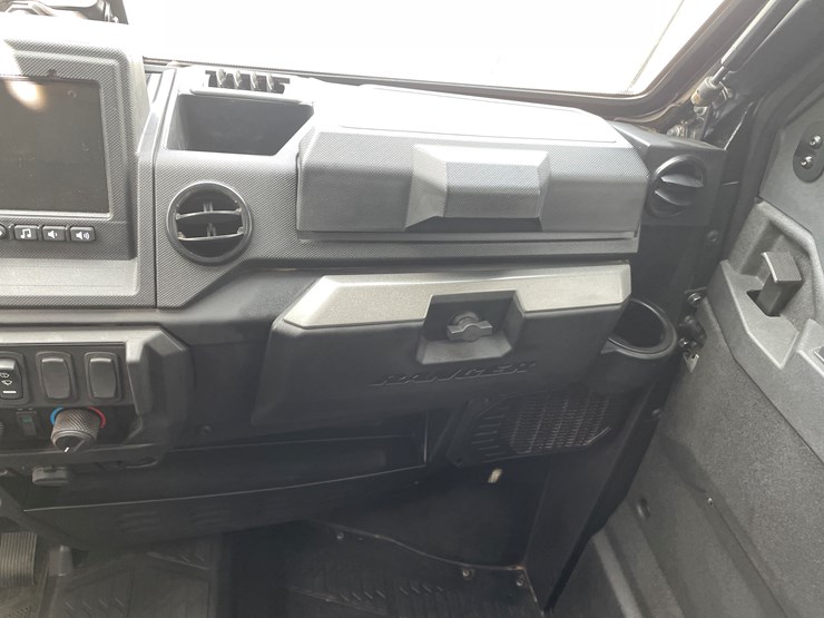 2021-polaris-ranger-crew-image-43