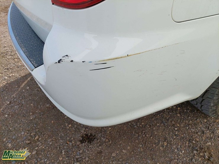 2016-dodge-grand-caravan-image-23