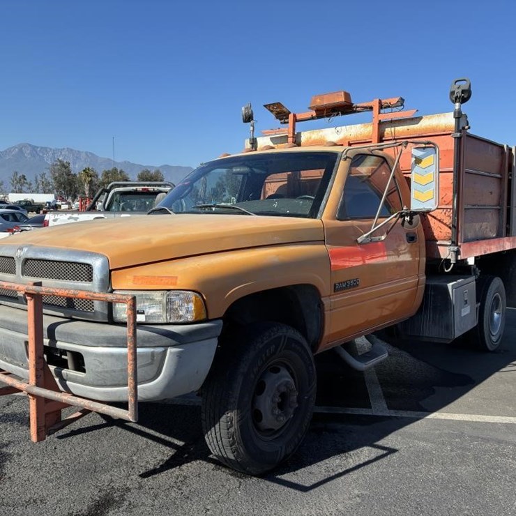 2001 DODGE RAM 3500