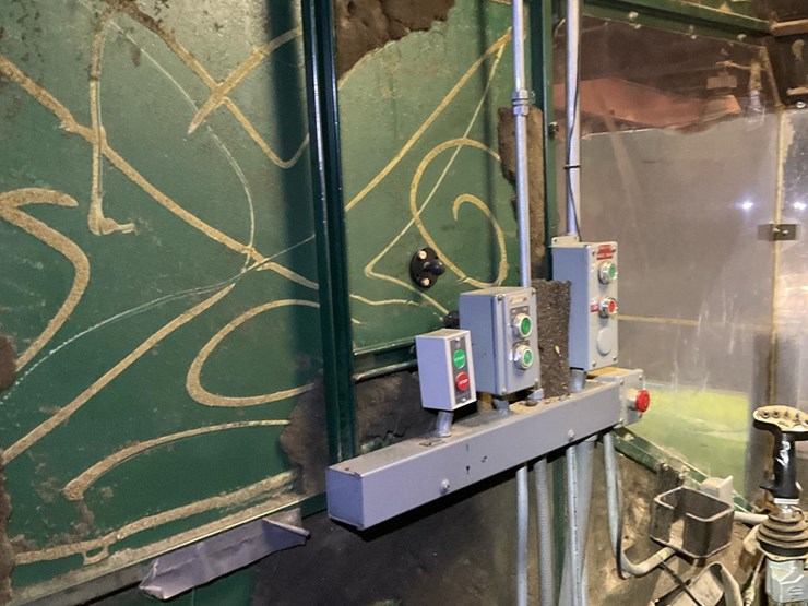 #106-•-cleereman-cab-image-15