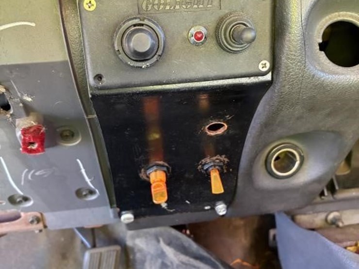 2001-dodge-ram-3500-image-15