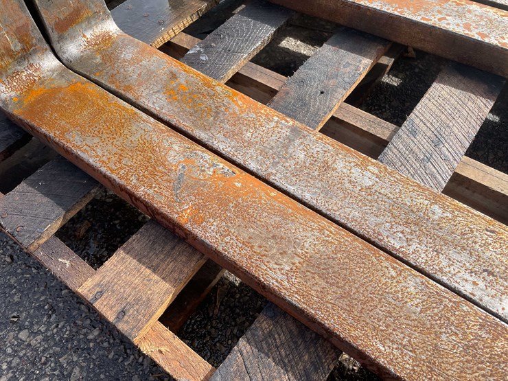 #14067-•-pair-of-42"-forks-(o10)-image-3