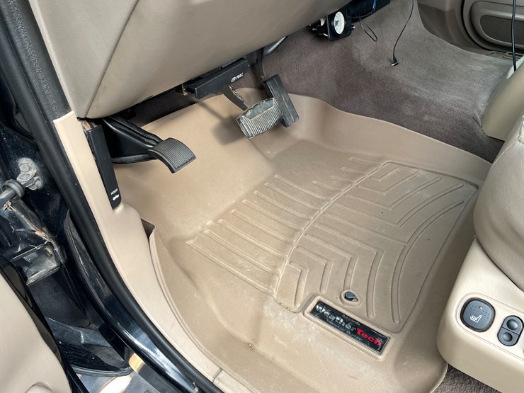 2003-ford-excursion-image-74