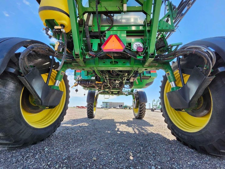 2010-john-deere-4830-image-11