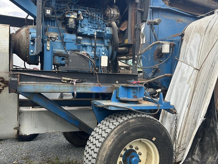 john-deere-8-image-10