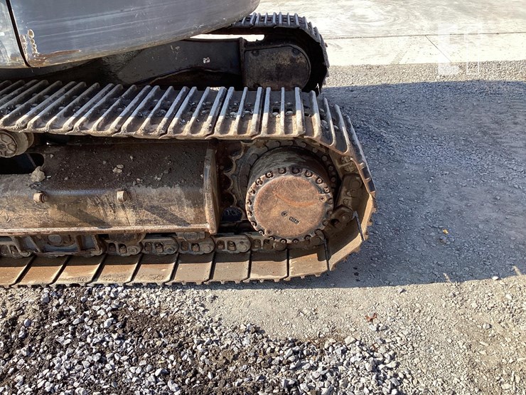 2008-volvo-ecr235cl-image-11