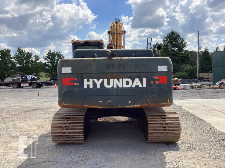 2021-hyundai-hx220l-image-4