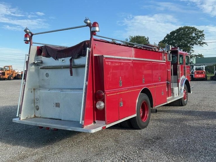 #2000-•-1982-sutphen-deluge-fire-engine-truck-detroit-diesel-6v92ta-image-5