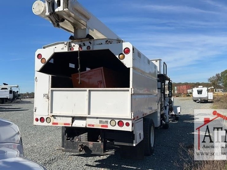 2005-international-durastar-4300-image-3