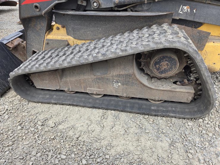 new-holland-lt185b-image-48