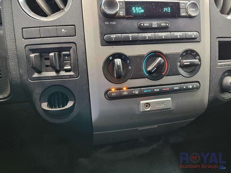 2016-ford-expedition-image-18