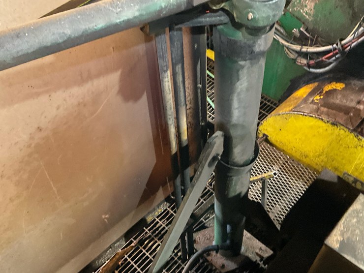 #100-•-cleereman-carriage-image-27