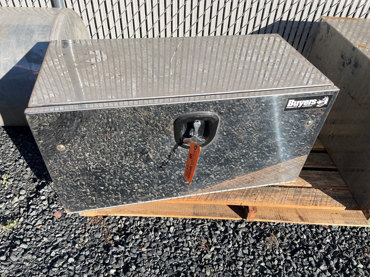 #5677-•-buyers-truck-mount-toolbox-image-1