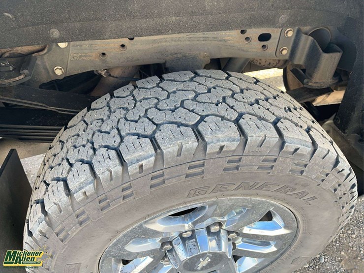 2018-chevrolet-silverado-3500hd-image-9