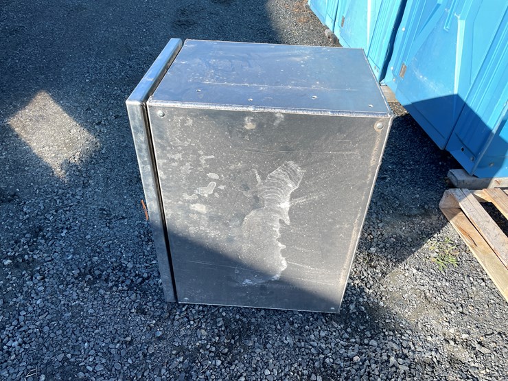 #5690-•-chandler-truck-mount-toolbox-image-6