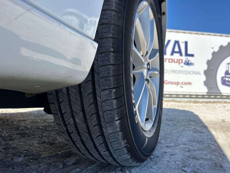 2016-dodge-caravan-image-23