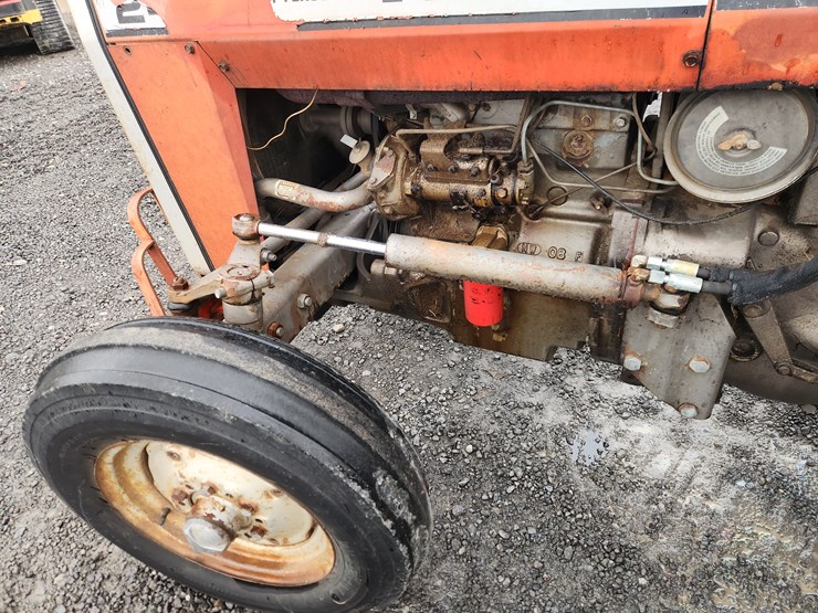 massey-ferguson-245-image-3